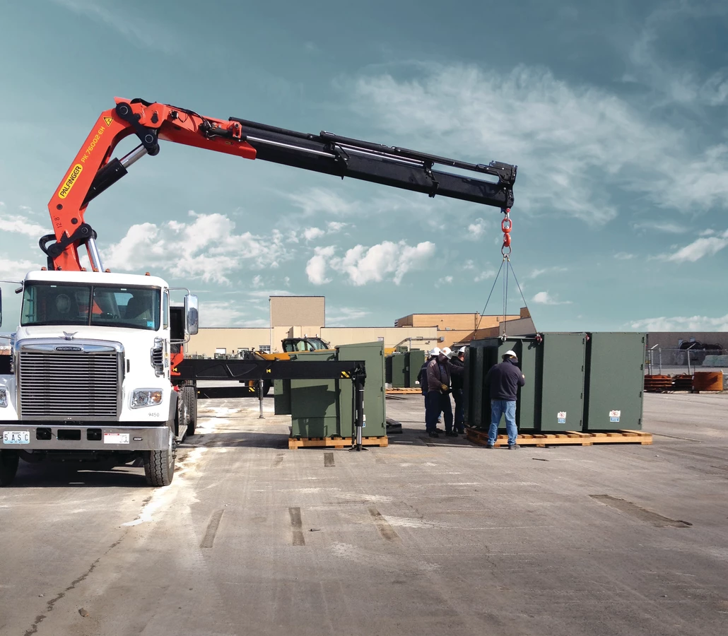 Grue à flèche articulée
